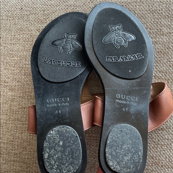 Gucci Black and Tan Leather Sandals - Picture 2 of 2